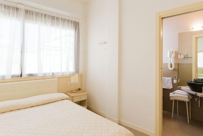 Hotel Acapulco Milano Marittima Eksteriør billede