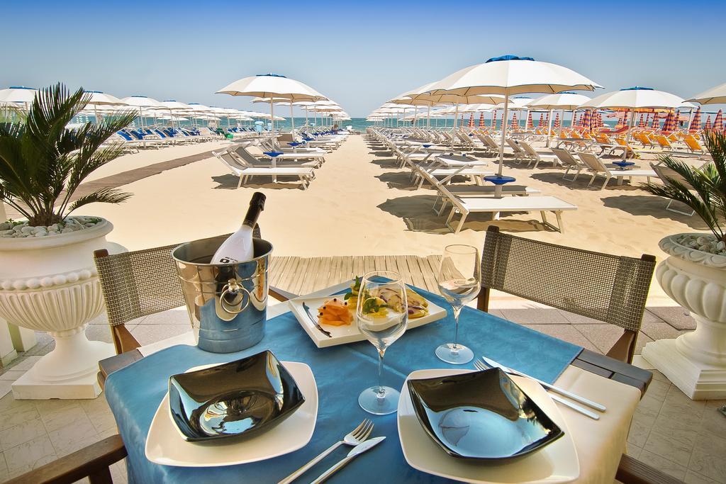 Hotel Acapulco Milano Marittima Eksteriør billede